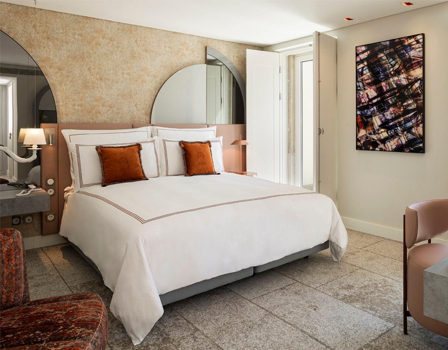 1 King Premium Cloister View Furnished Terrace