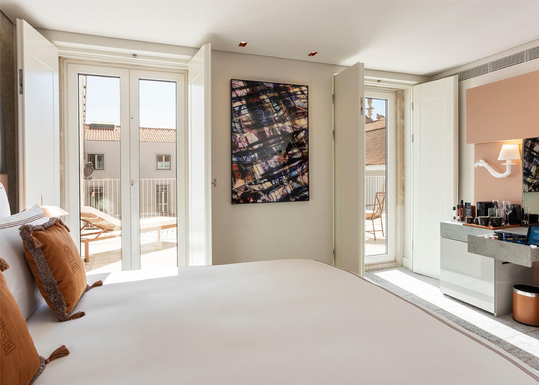1 King Premium Cloister View Furnished Terrace
