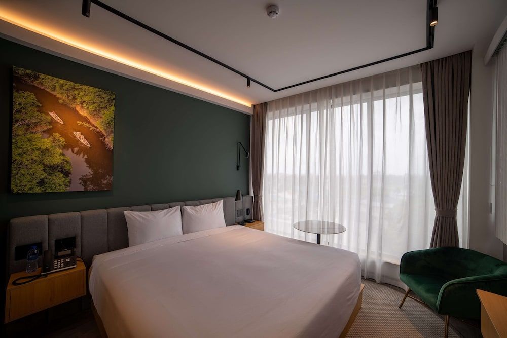 Suite, 1 King Bed, Non Smoking, Kitchen