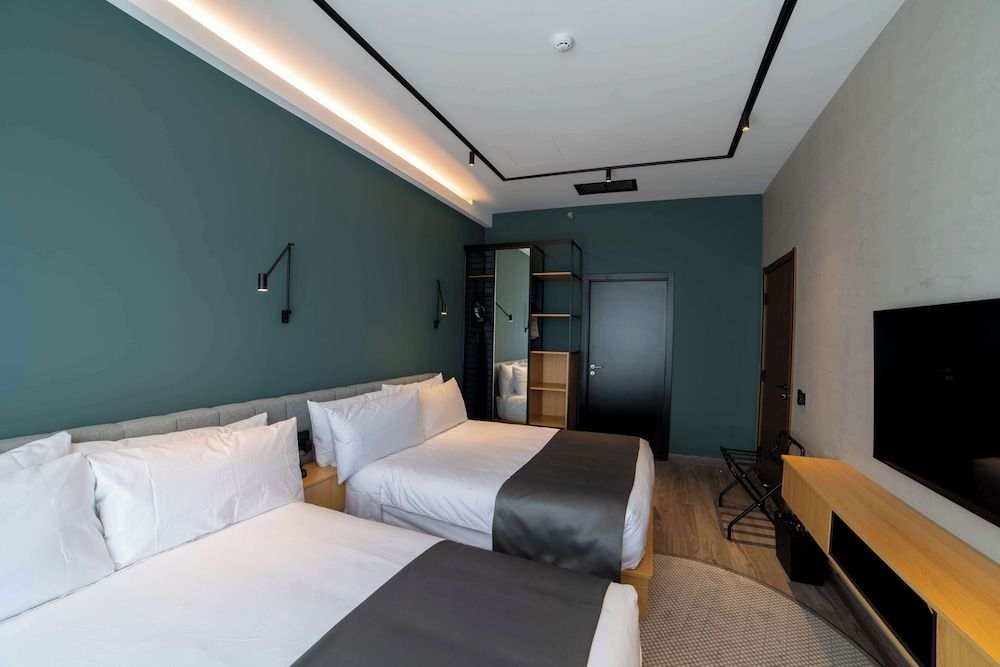 Standard Room, 2 Queen Beds, Non Smoking