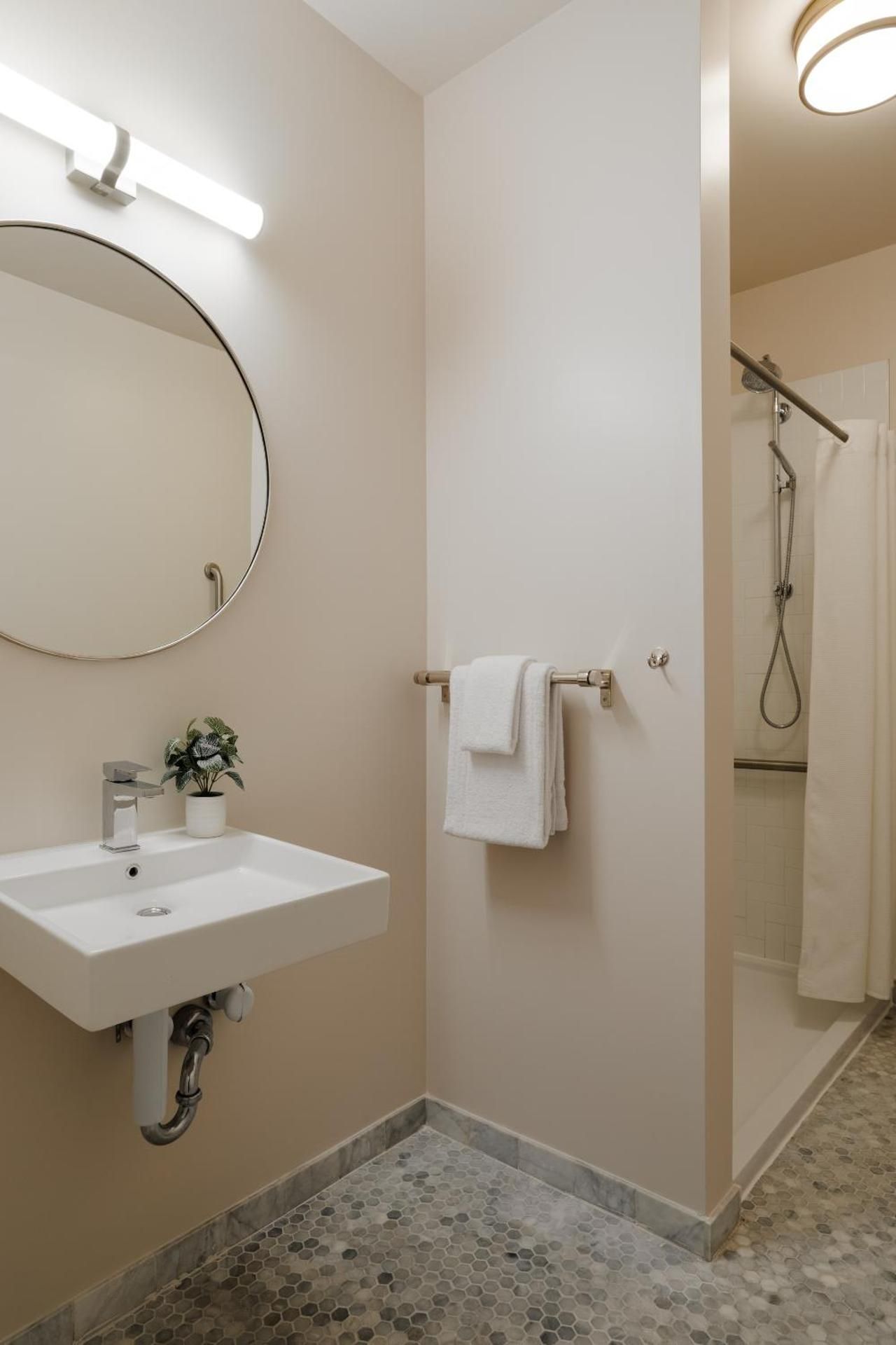 Single Room - Disability Access