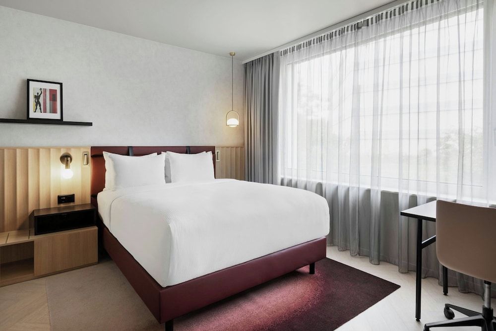 Residence Inn By Marriott Geneva City Nations Comfort Studio, 1 Queen Bed