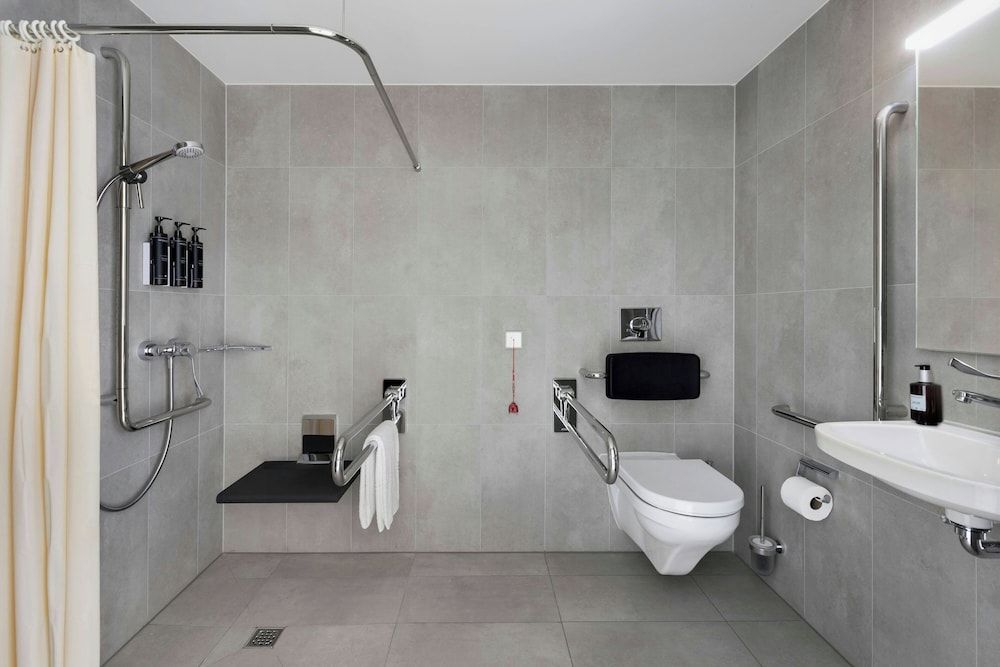 Residence Inn By Marriott Geneva City Nations Comfort Studio, 1 Queen Bed 2