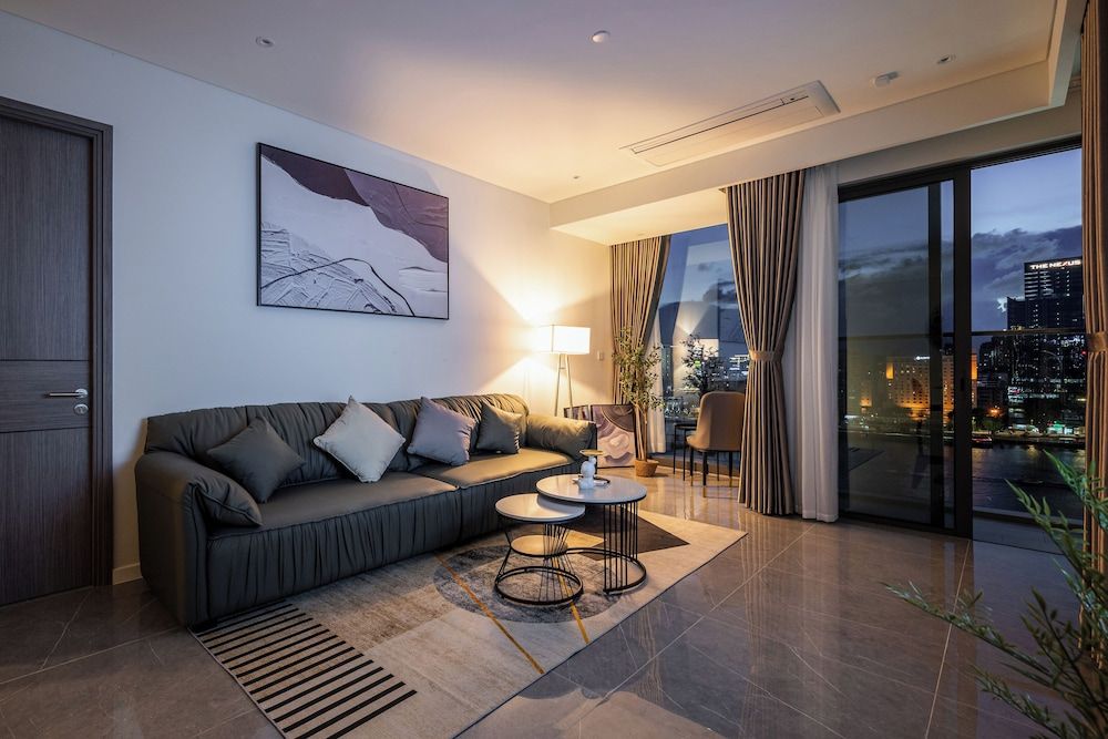 Emily The OpusK Luxury Ho Chi Minh City Presidential Suite, 3 Bedrooms, Club Lounge Access, City View 4