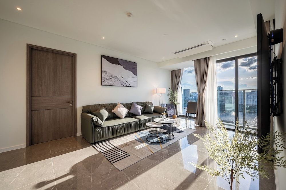 Emily The OpusK Luxury Ho Chi Minh City Presidential Suite, 3 Bedrooms, Club Lounge Access, City View 6
