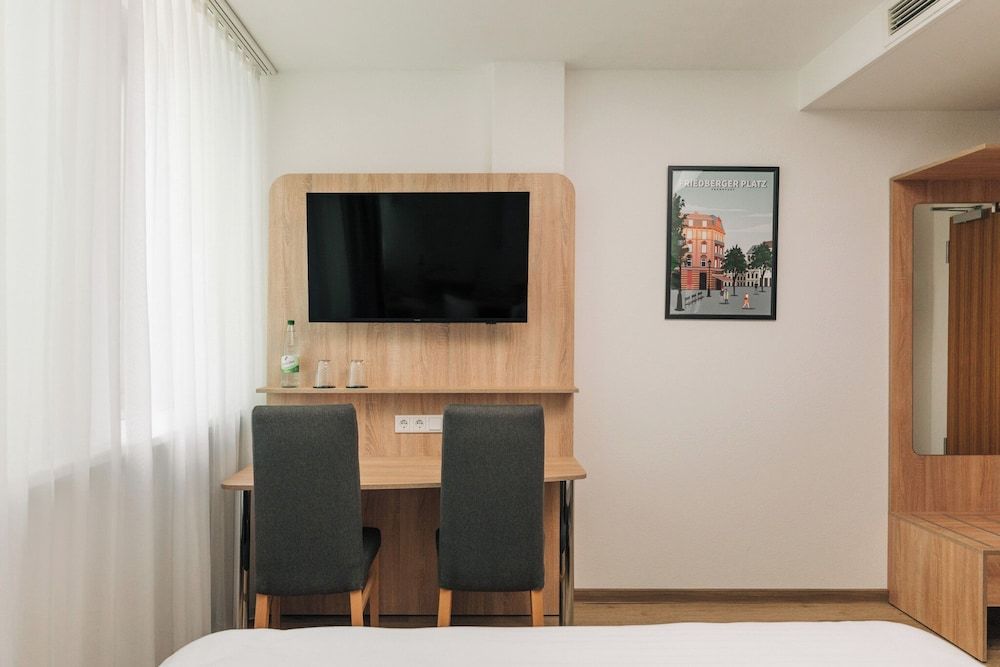 Homaris Corner Hotel Frankfurt Double Room 22