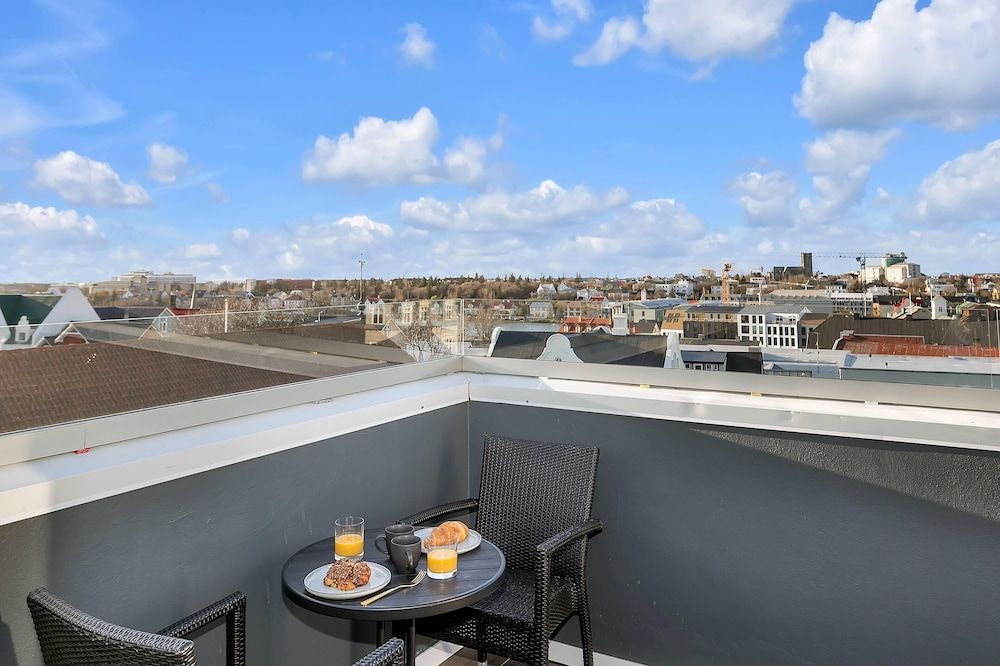 Superior Penthouse