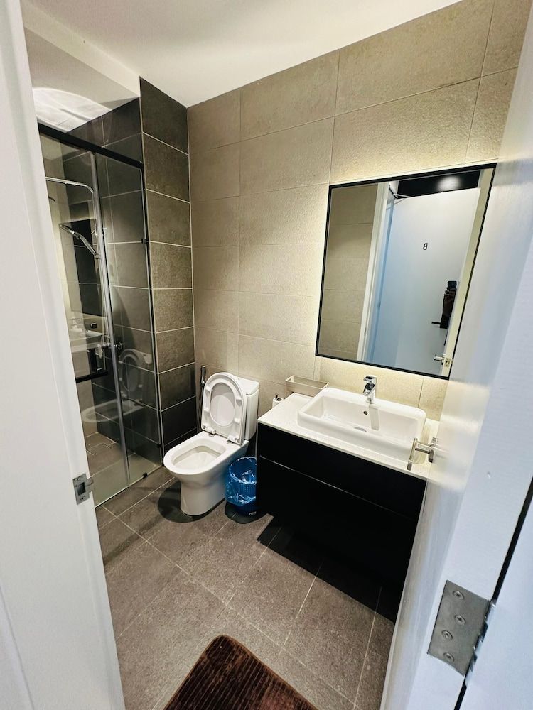 Residence Axon Bukit Bintang by TaheeenS Deluxe Studio, City View 6