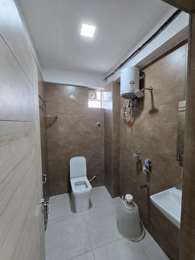 The Balcony Suites | Gachibowli Deluxe Twin Room 3