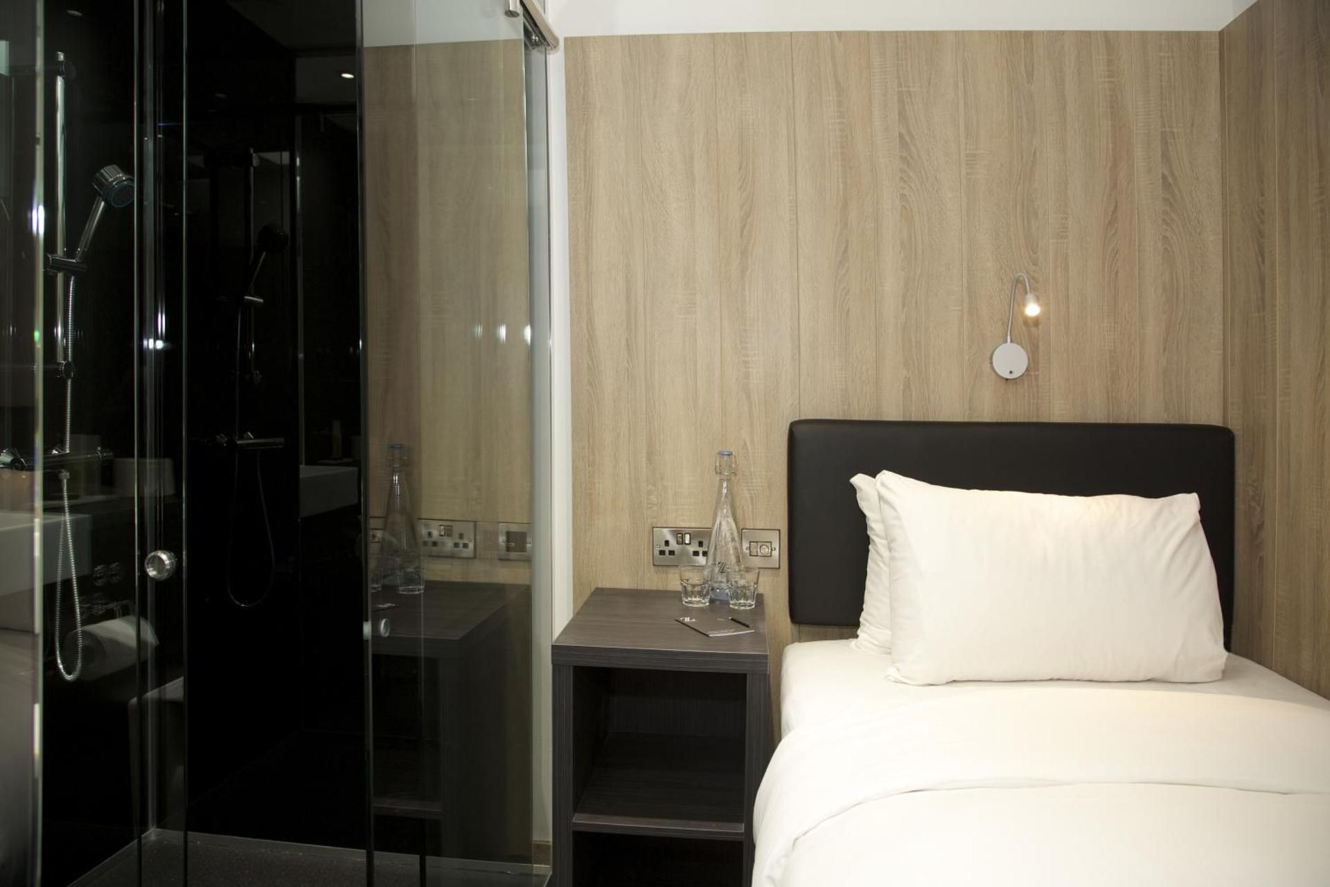 Single Room without Window