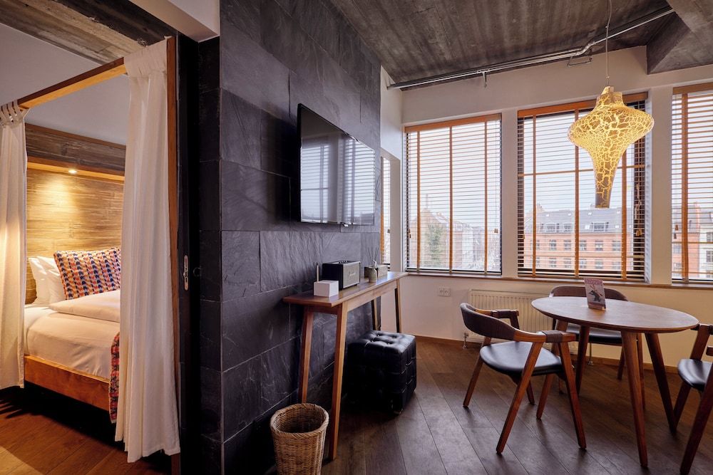 Manon Les Suites Guldsmeden