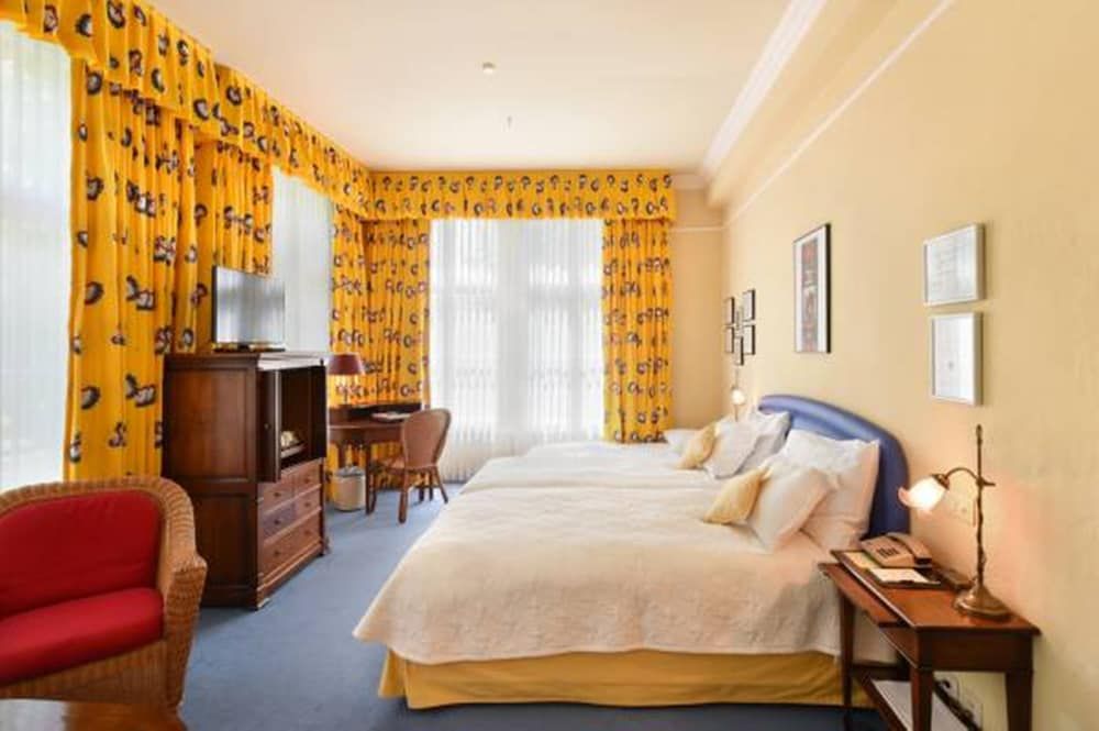 Unique Hotel Innere Enge Comfort Double Room 2