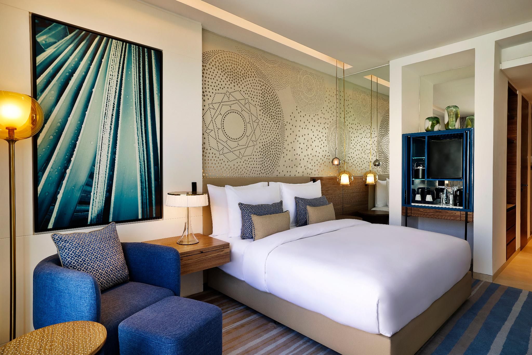 King Guest Room with Sea View