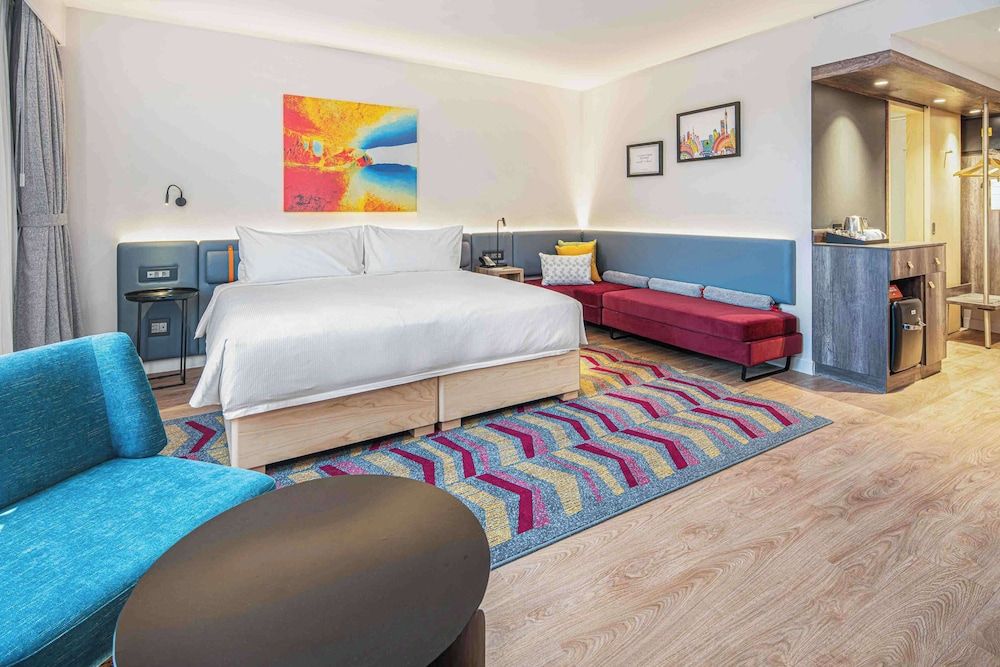 Superior Room, 1 King Bed with Sofa bed