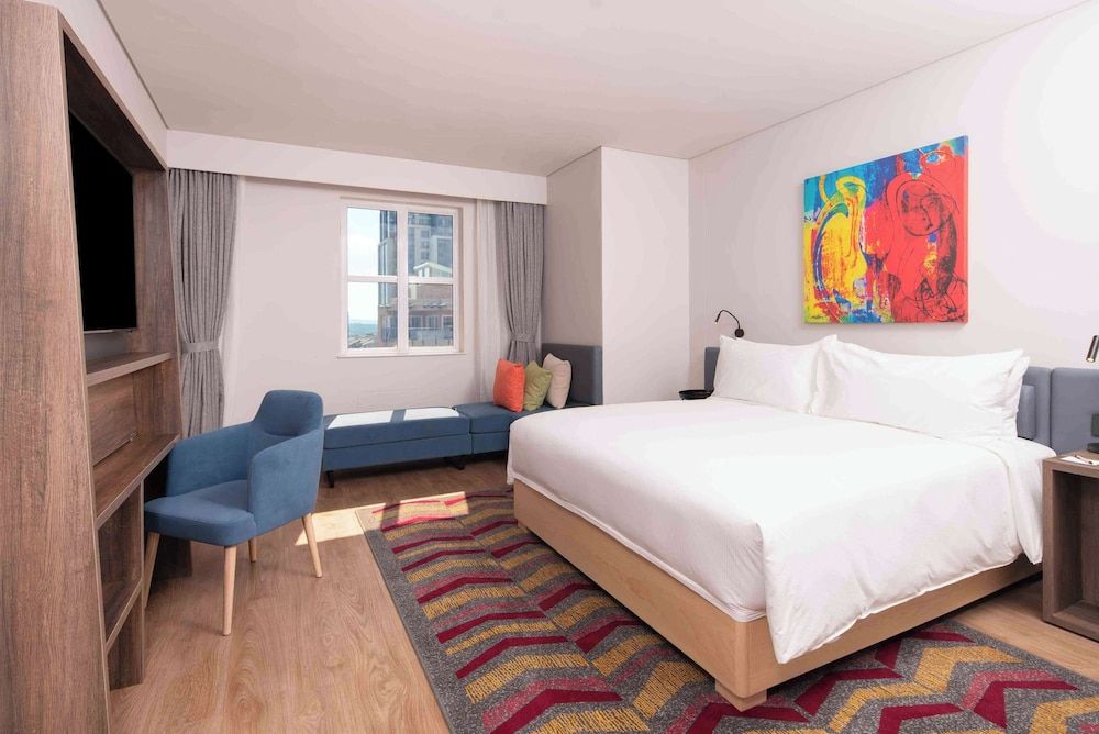 Deluxe Room, 1 King Bed with Sofa bed