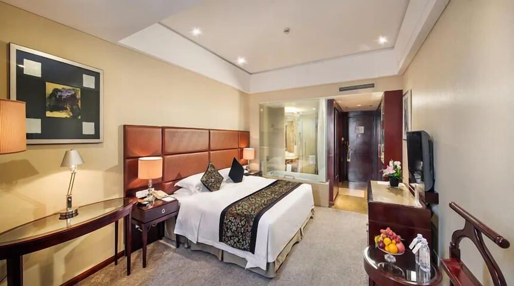 Superior Room, 1 King Bed
