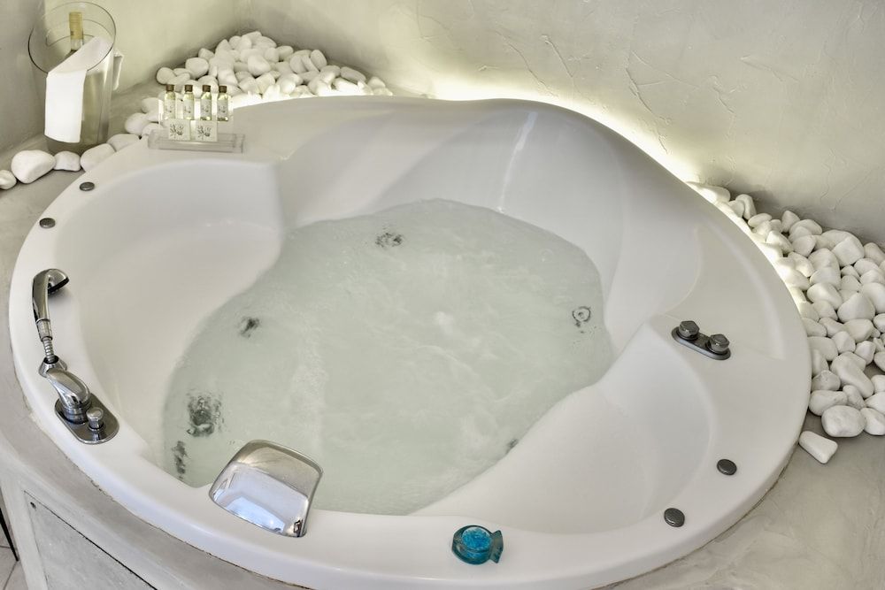 Private Spa Tub