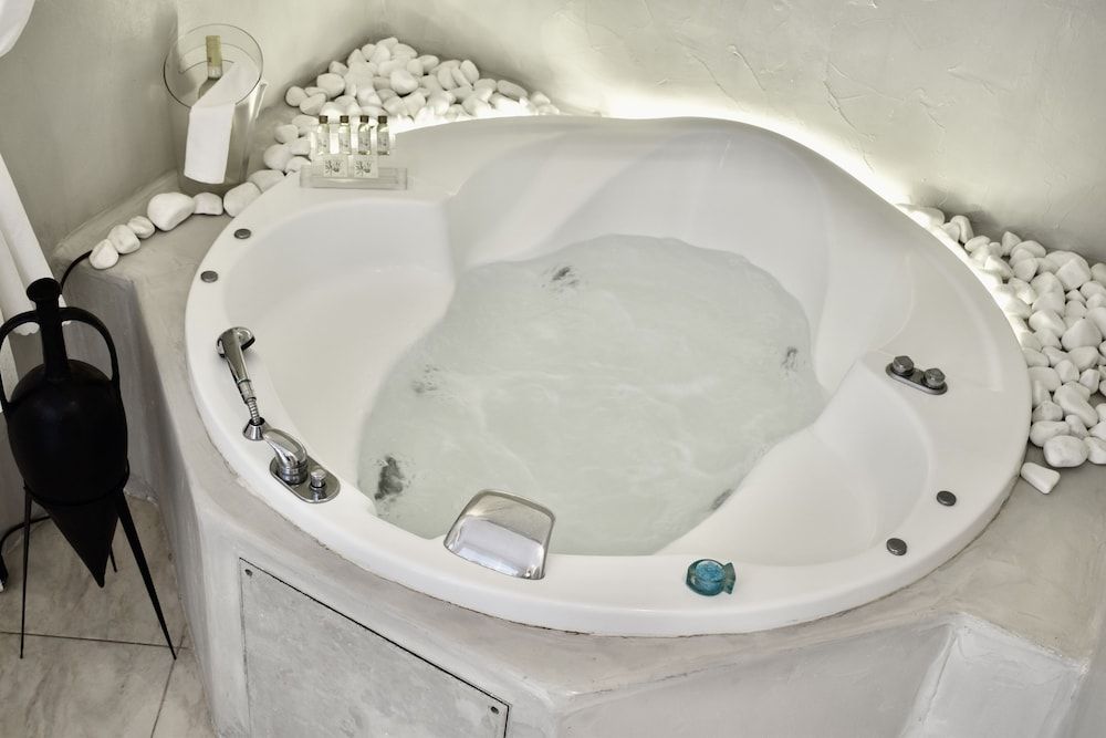 Private Spa Tub