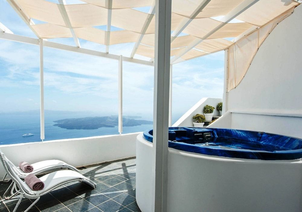 Aeolos Art and Eco Suites - Adults Only