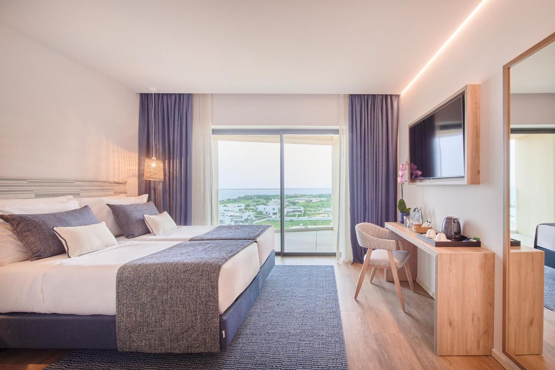 Twin Room with Sea View