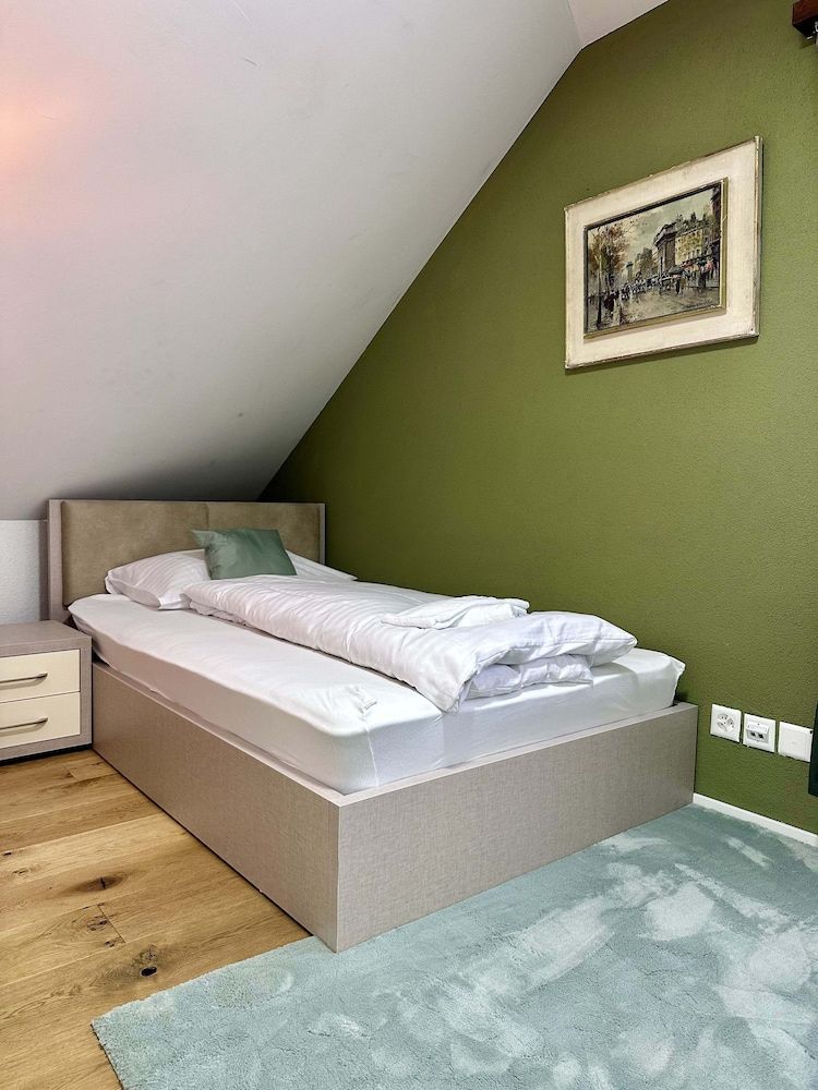 Standard Single Room