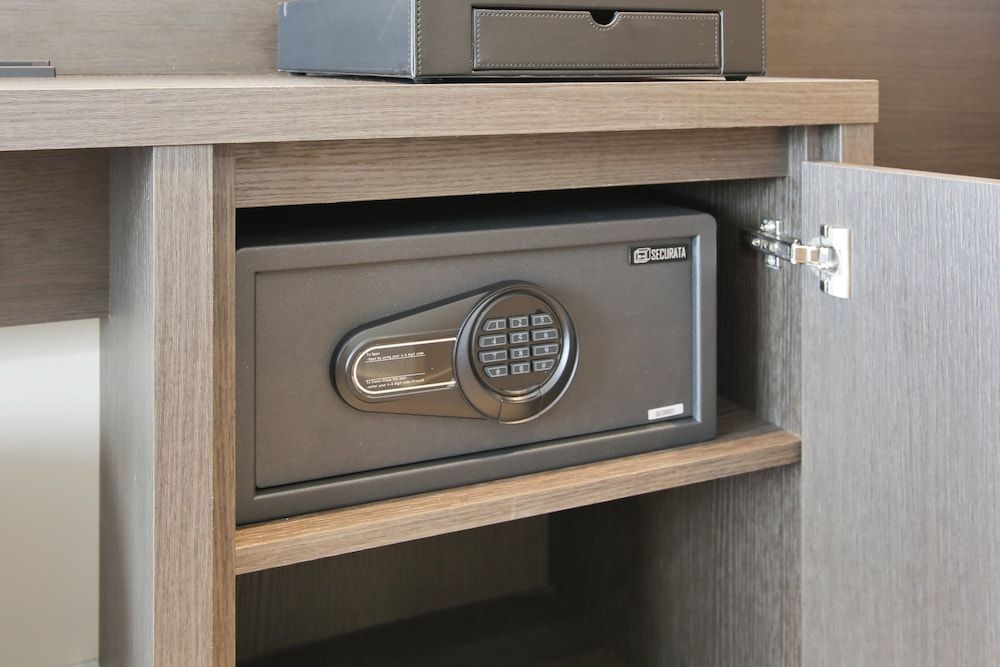 Boutique Hotel Hans Deluxe Double Room, 1 King Bed with Sofa bed, Balcony, City View 9