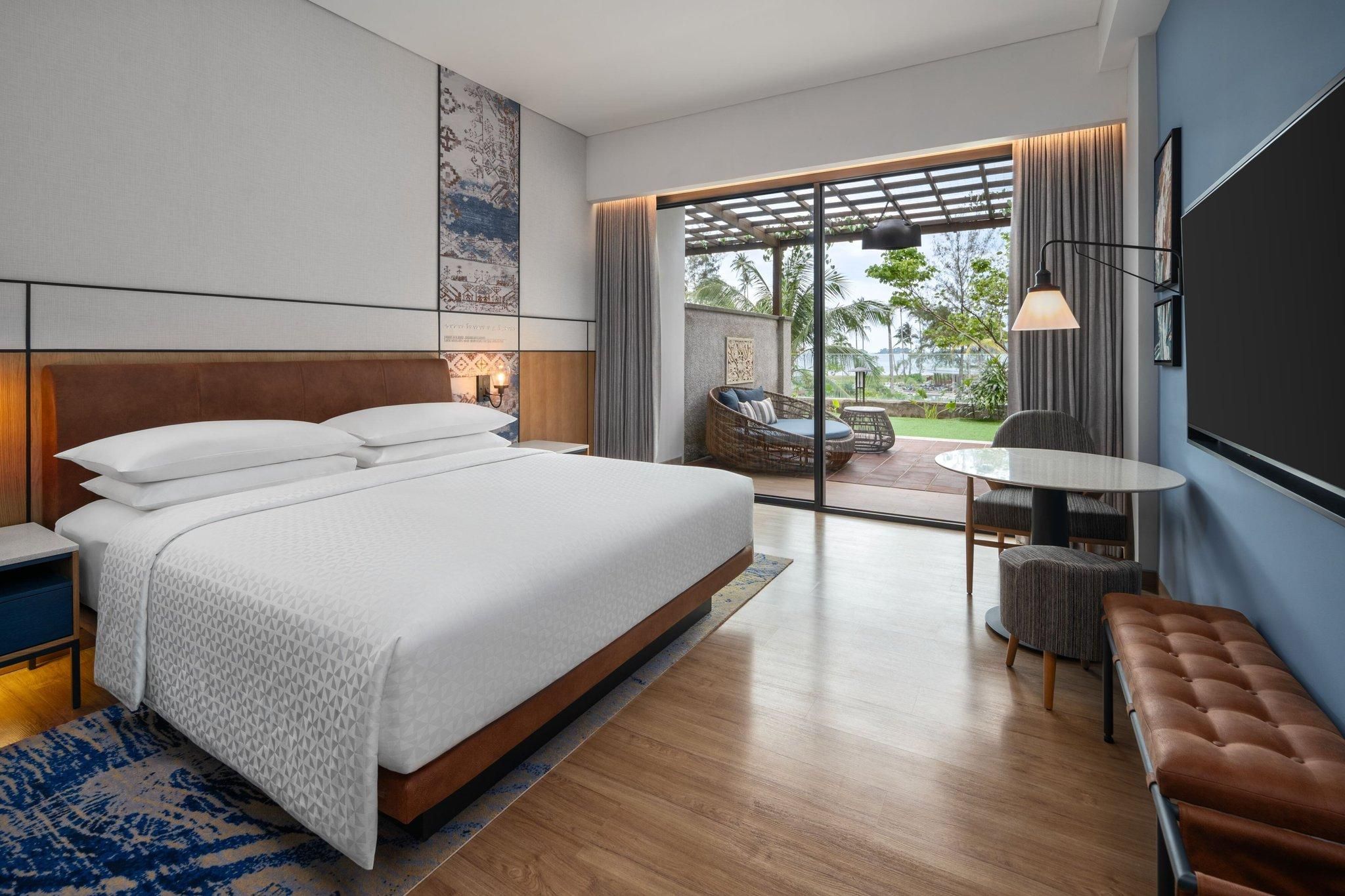 Cabana Pool King, Guest room, 1 King, Pool view, Terrace