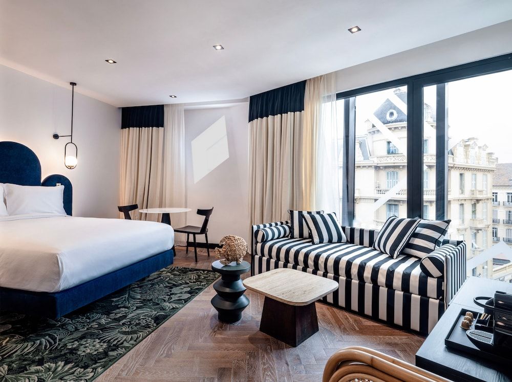 DoubleTree by Hilton Nice Centre Iconic