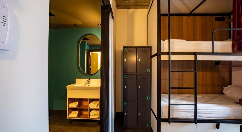 1 Person in 6-Bed Dormitory with En-Suite Bathroom - Mixed