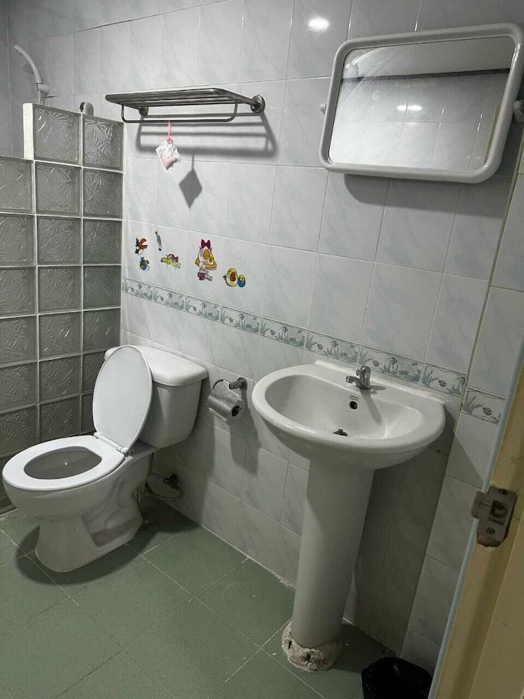 Magnifico INN Pattaya Deluxe Double Room, 1 Bedroom, Balcony, City View 6