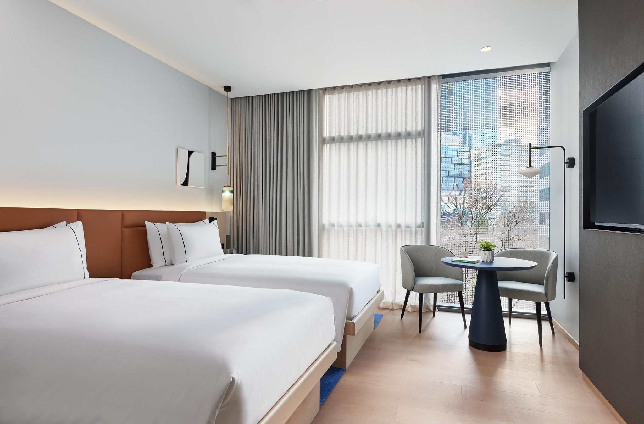 Lanson Place Parliament Gardens Standard Twin Room