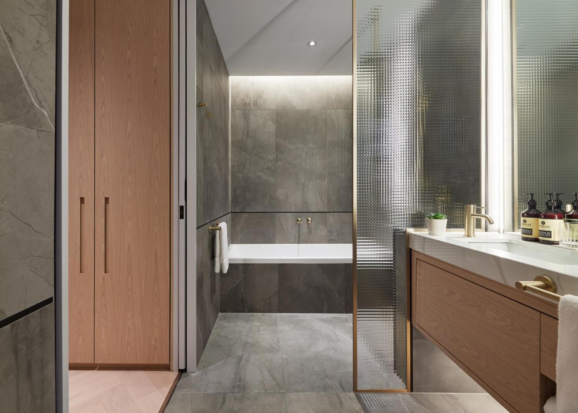 Lanson Place Parliament Gardens Loft 2