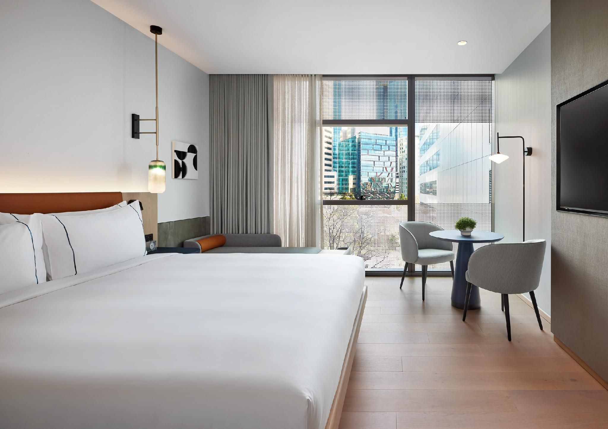 Standard King Room