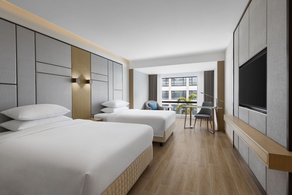 Four Points by Sheraton Boracay Superior Room, 2 Double Beds 2