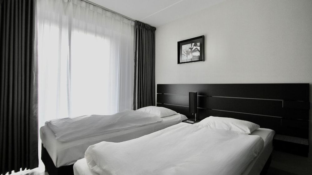 Super Stay Hotel Oslo Economy Twin Room, 2 Twin Beds 2