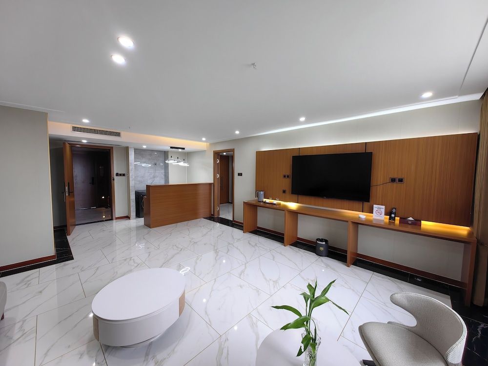 Royal International Hotel