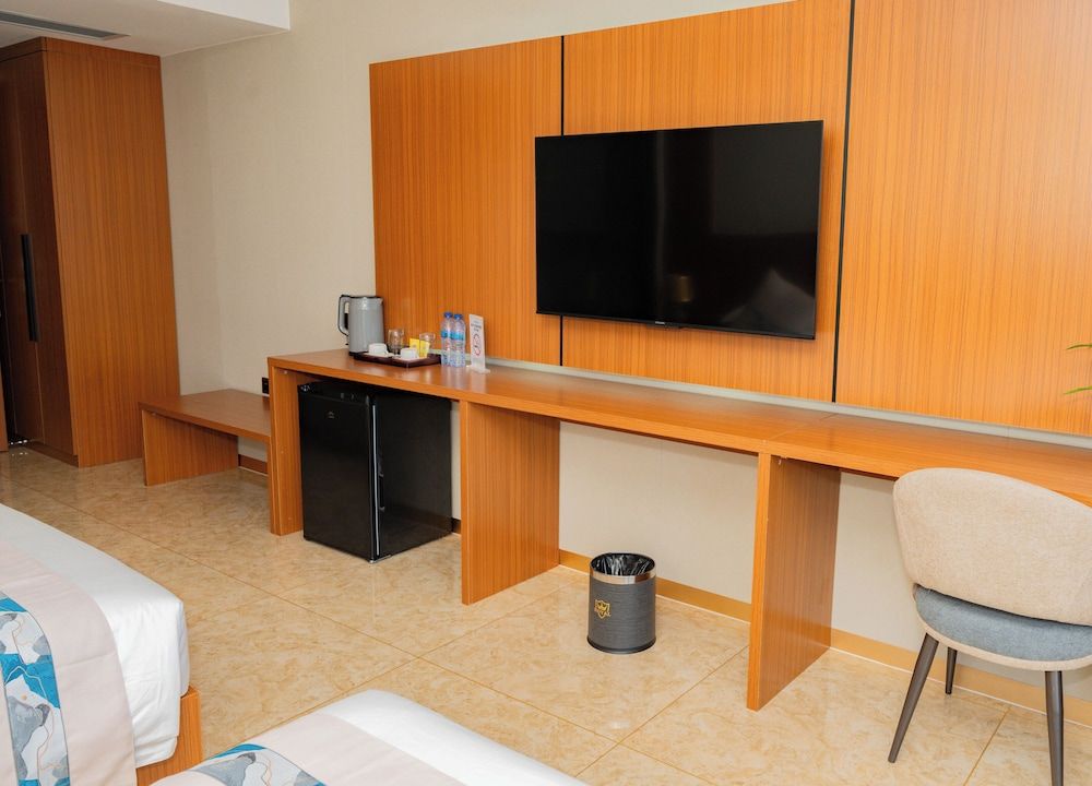 Royal International Hotel Economy Double Room 7