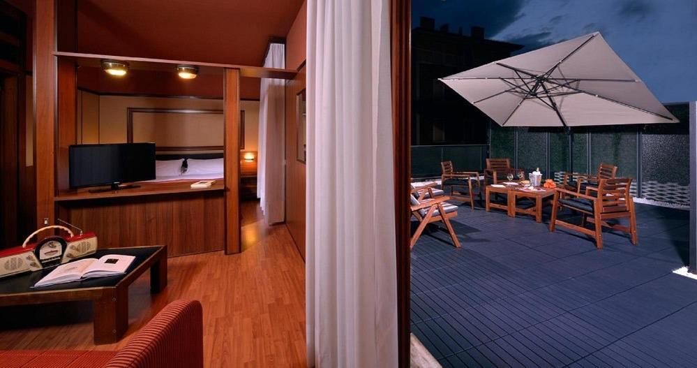 Junior Suite with Balcony