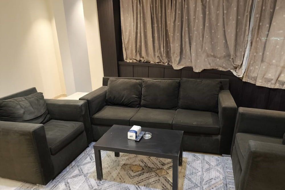 Marwa Star Furnished Apartments Panoramic Apartment, City View 24