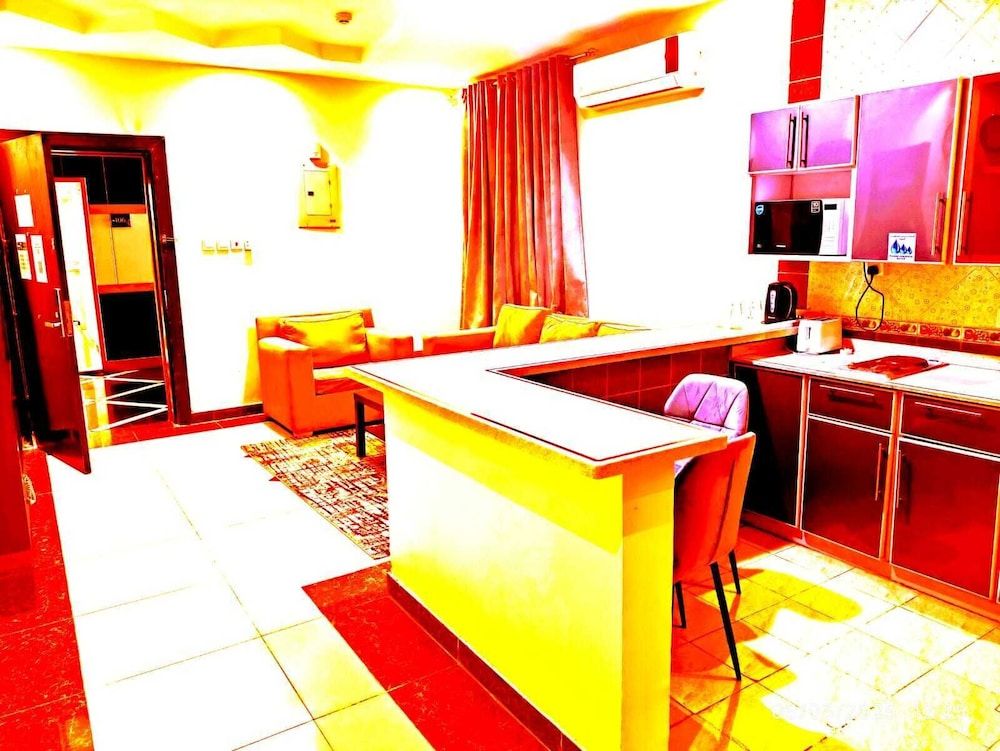 Marwa Star Furnished Apartments Panoramic Apartment, City View 16