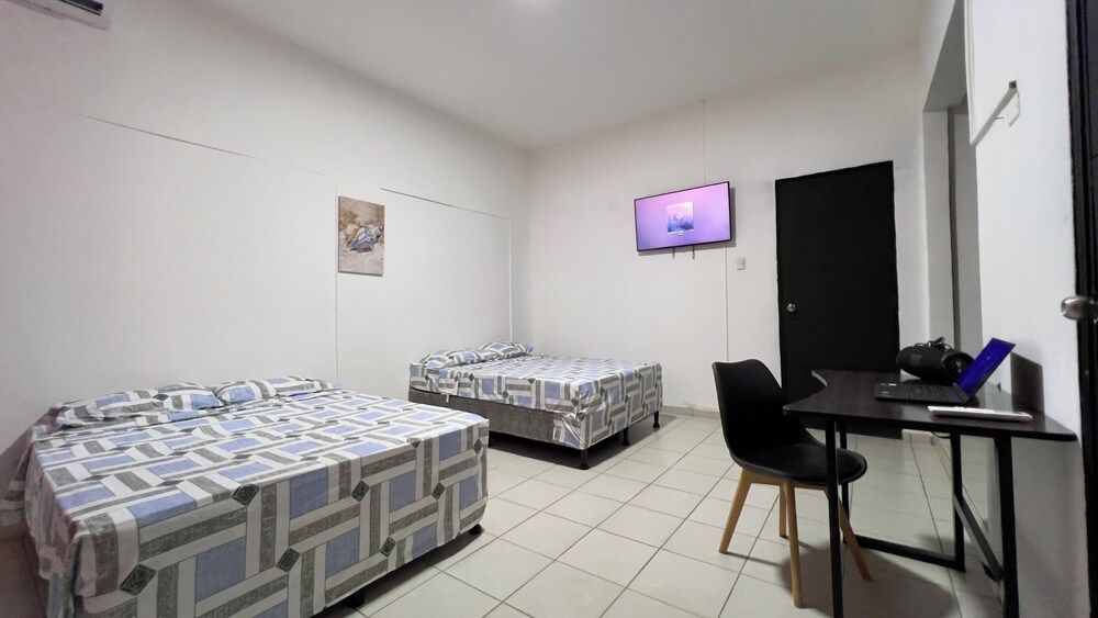 Comfort Quadruple Room, 2 Double Beds, Non Smoking, Private Bathroom