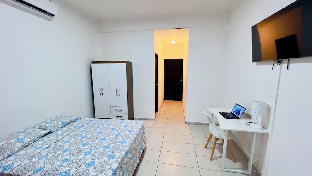 Comfort Suite, 1 Double Bed, Non Smoking, Private Bathroom
