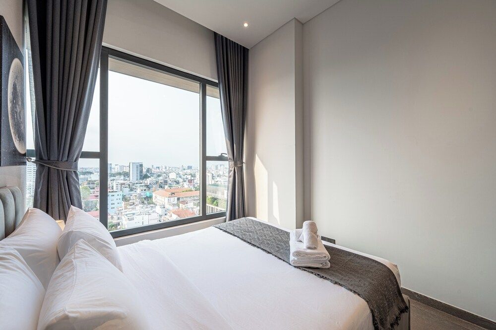 Presidential Suite, 3 Bedrooms, Club Lounge Access, City View