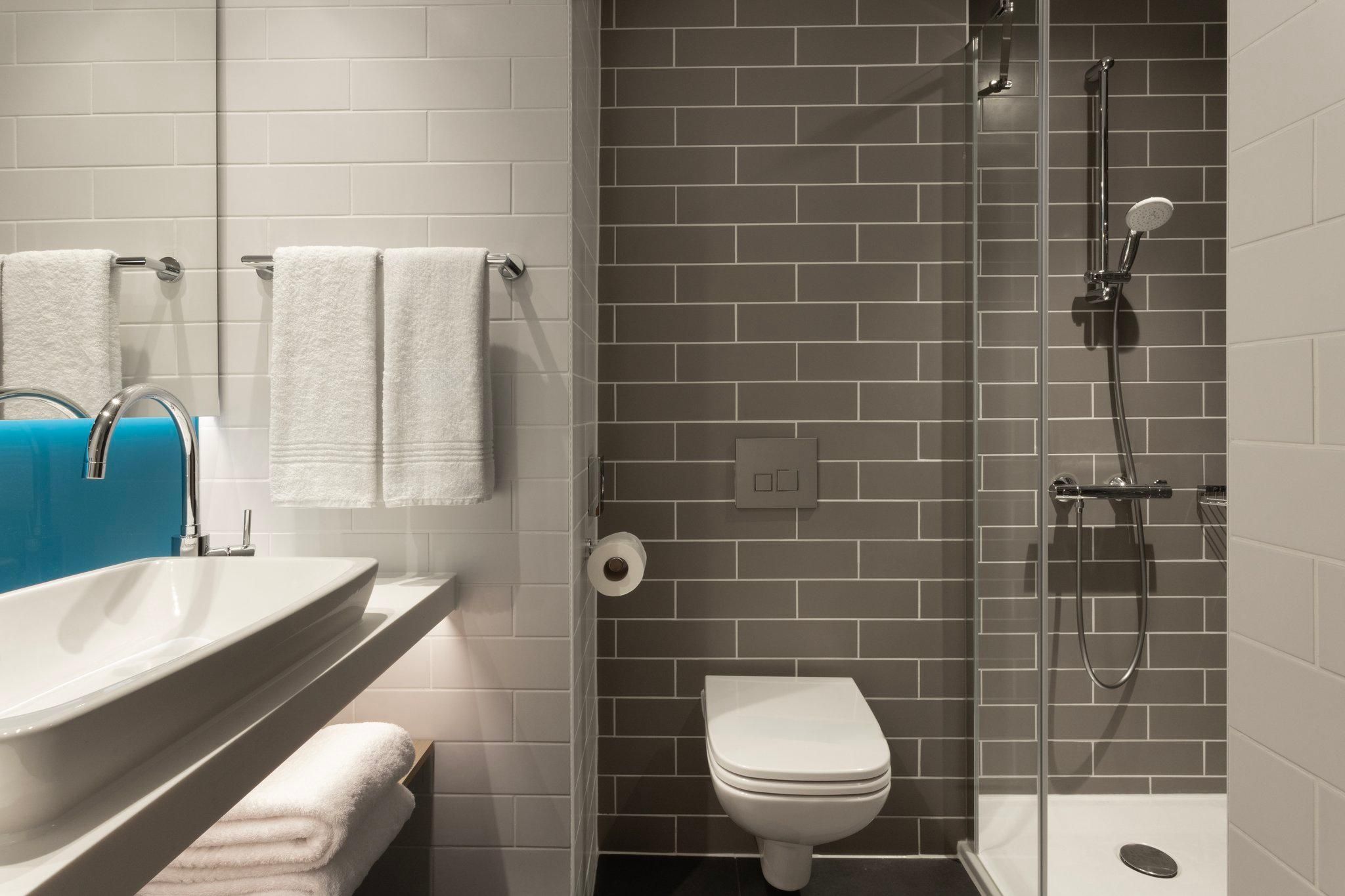 Holiday Inn Express Brussels Airport by IHG Standard Room 2