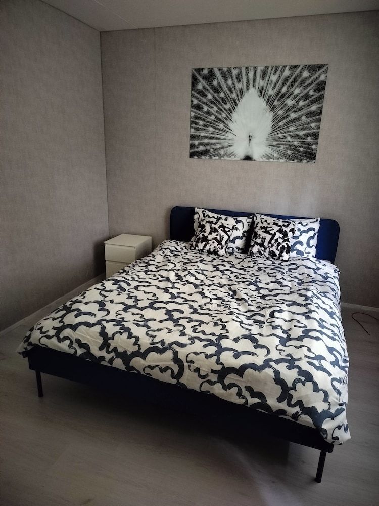 LT Villa Family House, 2 Bedrooms, Garden View 2