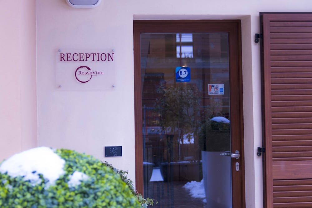 Check-in Check-out Kiosk