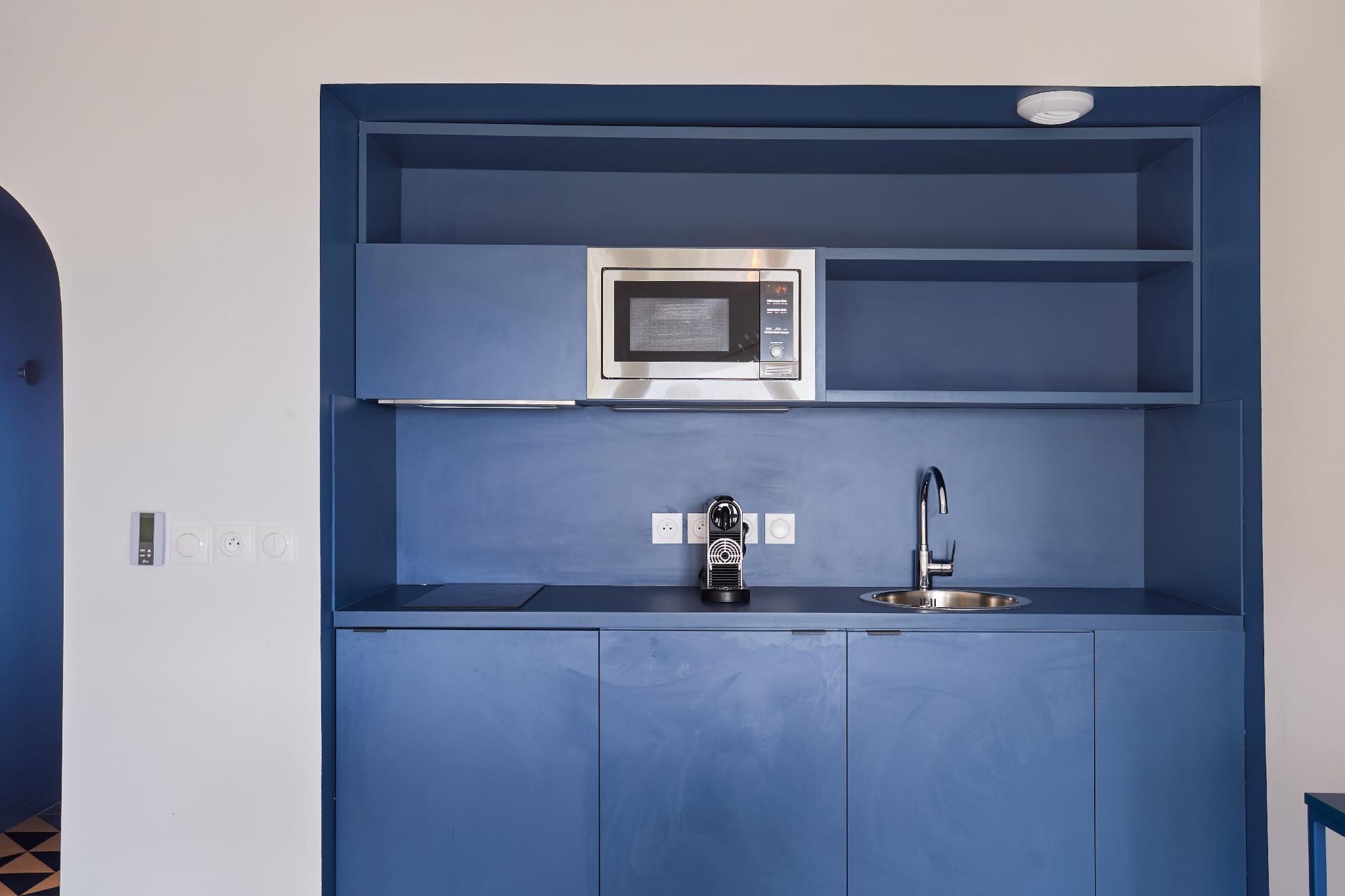 One Bedroom Apartment - Balcony