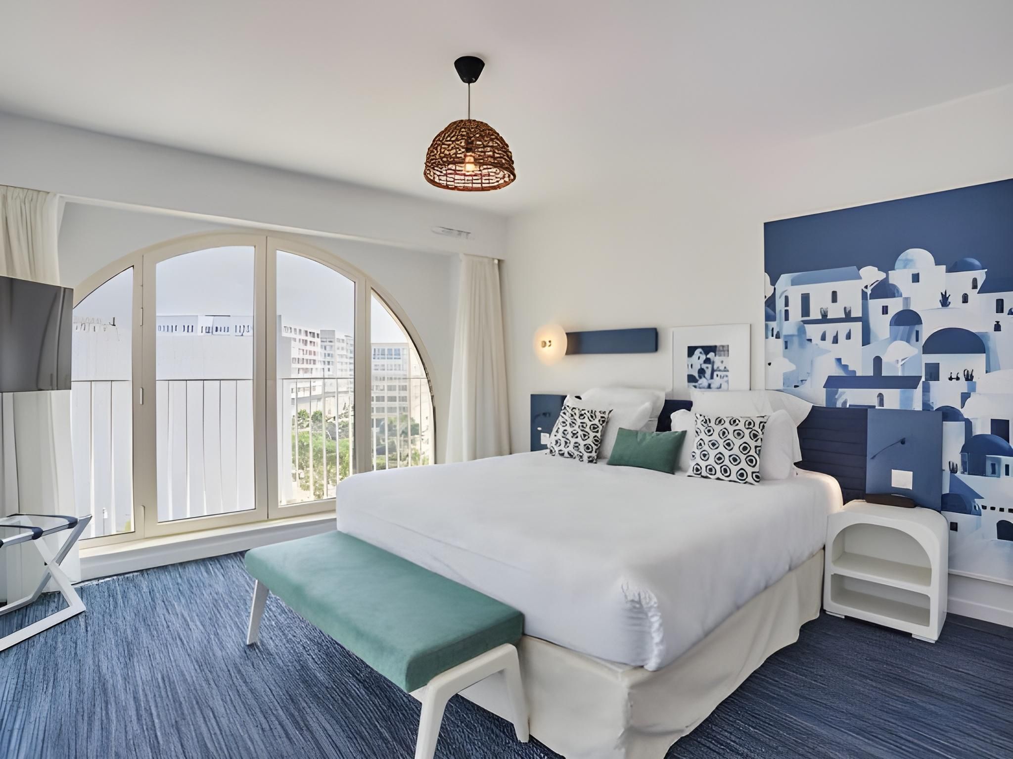 One Bedroom Apartment