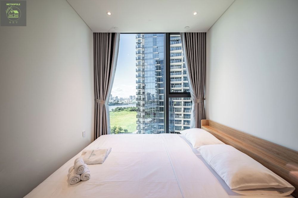 Metropole Thu Thiem Skyline Apartment Executive Apartment, 3 Bedrooms, Balcony, City View 10