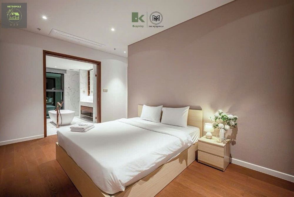 Metropole Thu Thiem Skyline Apartment Presidential Apartment, 2 Bedrooms, Balcony, City View 5